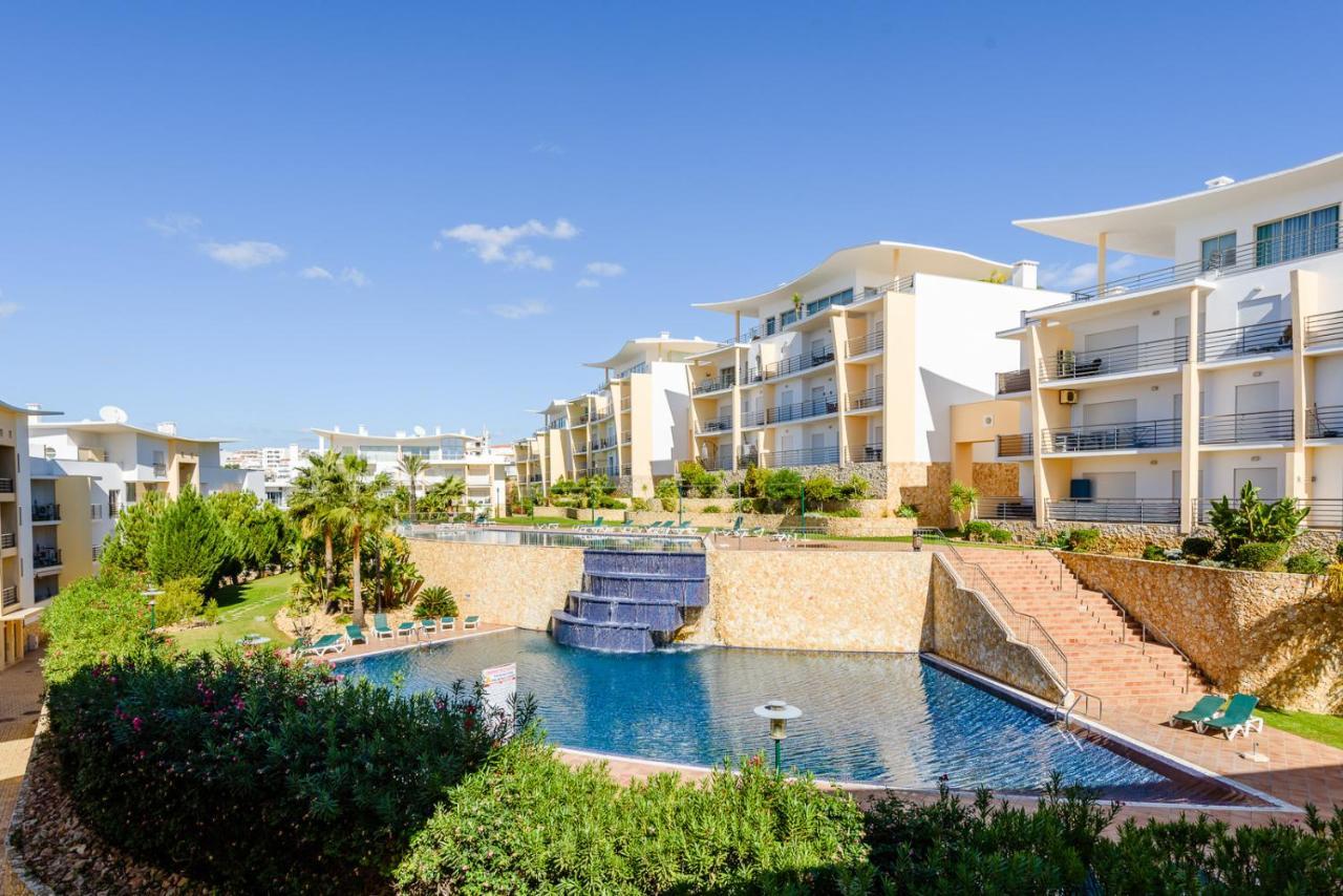 Bnb Homes Ocean View Apartment With Relax Terrace, 2 Swimming Pools & Tennis Court Albufeira Dış mekan fotoğraf