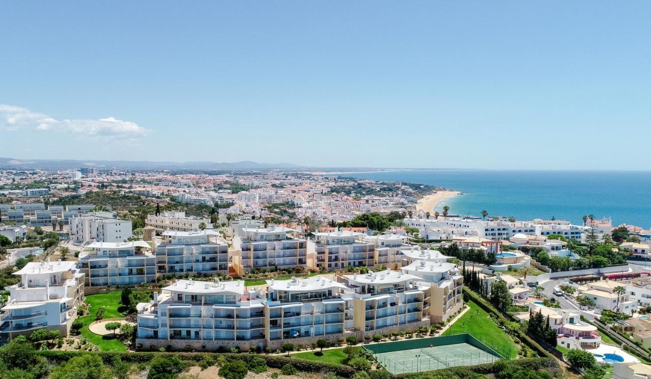Bnb Homes Ocean View Apartment With Relax Terrace, 2 Swimming Pools & Tennis Court Albufeira Dış mekan fotoğraf