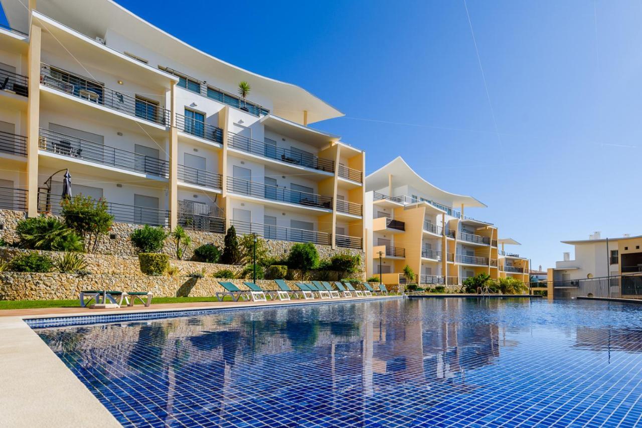 Bnb Homes Ocean View Apartment With Relax Terrace, 2 Swimming Pools & Tennis Court Albufeira Dış mekan fotoğraf