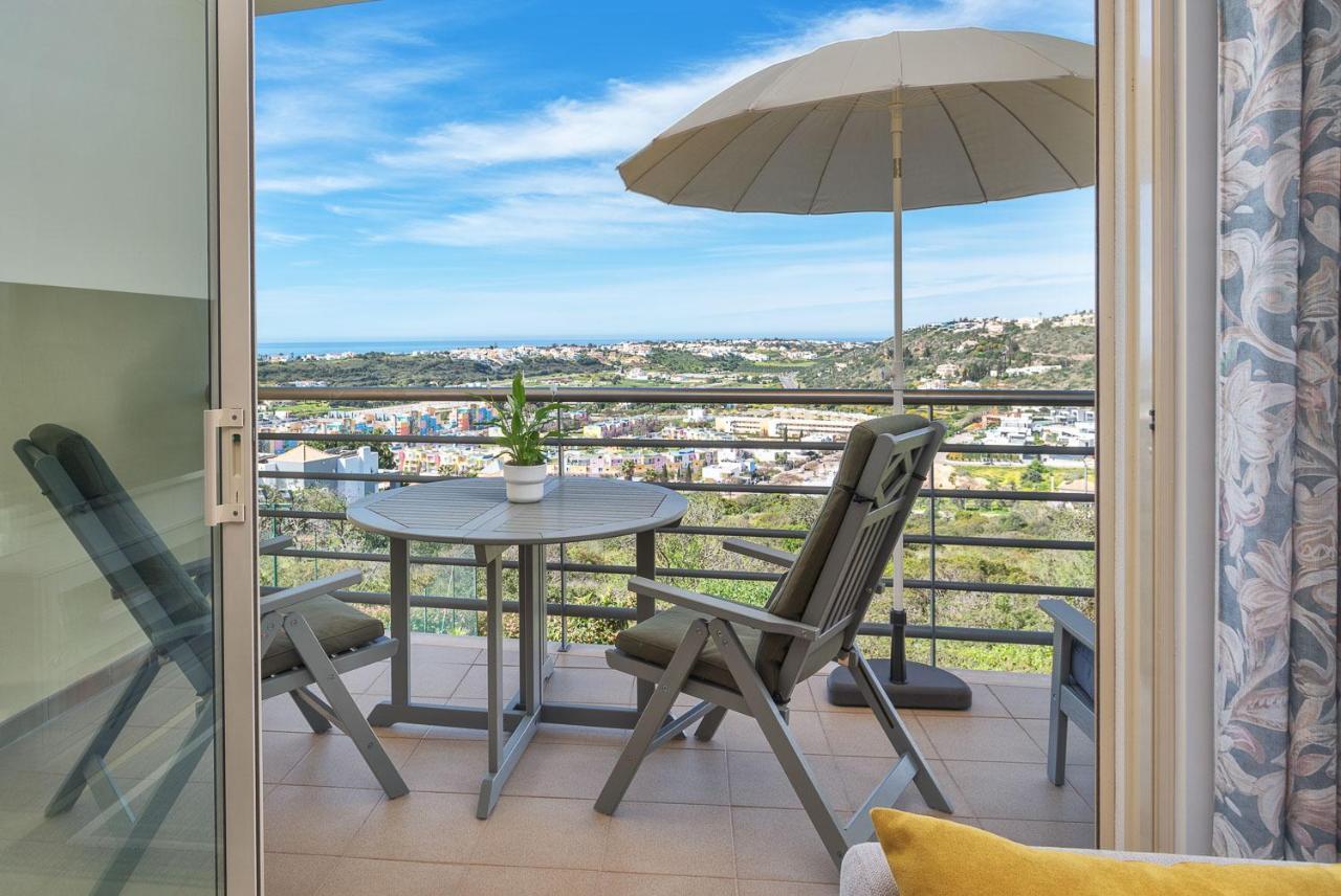 Bnb Homes Ocean View Apartment With Relax Terrace, 2 Swimming Pools & Tennis Court Albufeira Dış mekan fotoğraf