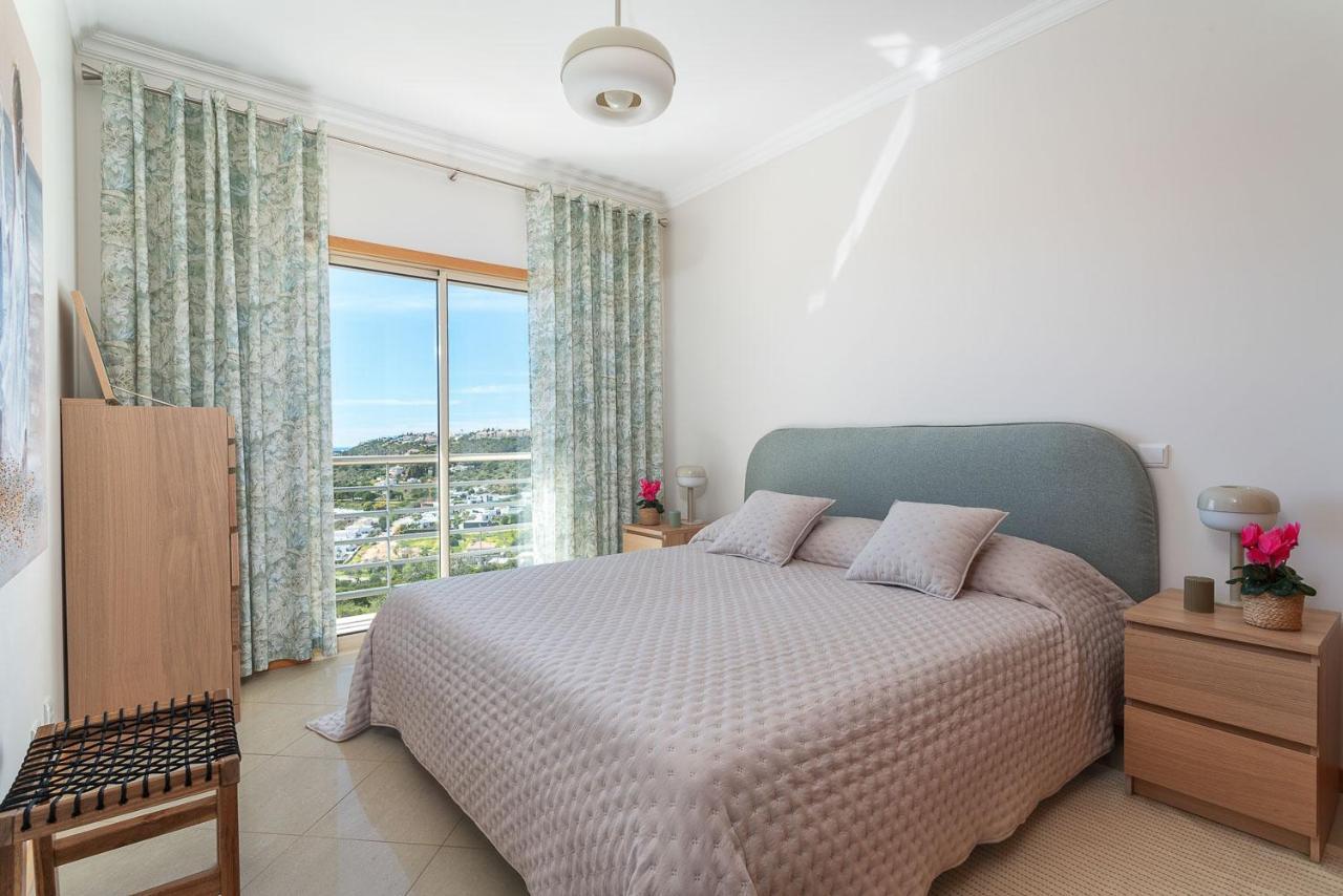 Bnb Homes Ocean View Apartment With Relax Terrace, 2 Swimming Pools & Tennis Court Albufeira Dış mekan fotoğraf